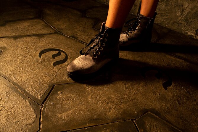 2 Hours Escape Room A Knight To Escape - Two hours inside a carefully built medieval setting