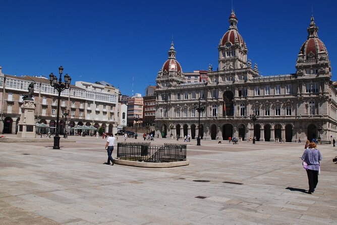 A Coruña Scavenger Hunt and Sights Self-Guided Tour - Igrexa de Santiago and the clue-solving stops