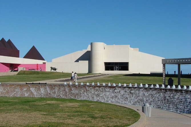 A Spectacular Scavenger Hunt: Sparkling City by the Sea - Five things to know before you go
