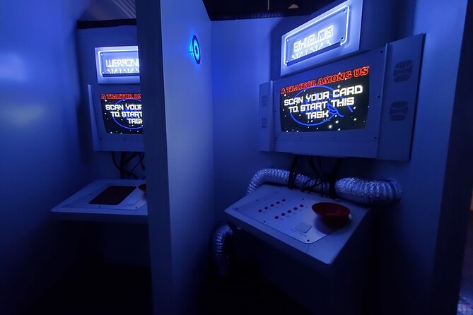 A Traitor Among Us Escape Room Game for Private Group - Key points at a glance