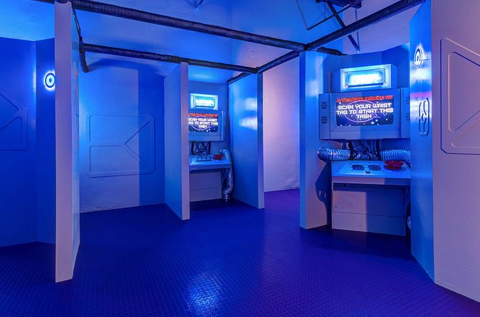 A Traitor Among Us Escape Room Game for Private Group - Why the private format matters