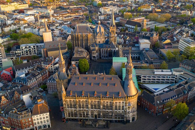 Aachen Scavenger Hunt and Highlights Self Guided Audio Tour - Starting at Ponttor and finding your bearings