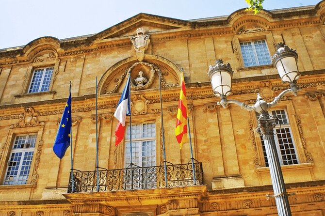 Aix-en-Provence Exploration Game and City Tour on your Phone - The prettiest public spaces come later