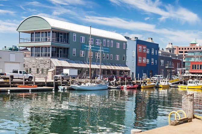 Amazing Scavenger Hunt: The Maine Event - A playful way to meet downtown Portland