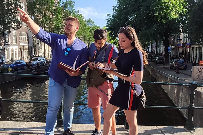 Amsterdam Treasure Hunt: The Mystery of a Secret Sender - How The Secret Sender Game Works