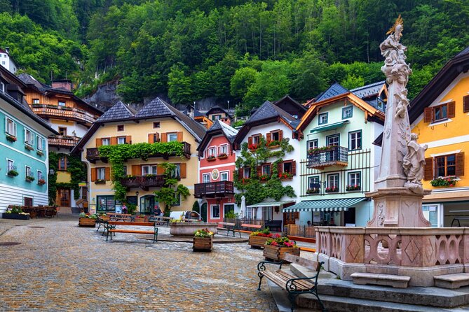 Ancient Treasures in Hallstatt: Exploration Game and Tour - Marktplatz, Hallstatt’s postcard center