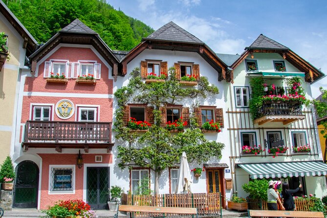 Ancient Treasures in Hallstatt: Exploration Game and Tour - The Hallstatt Museum and the town’s earliest story