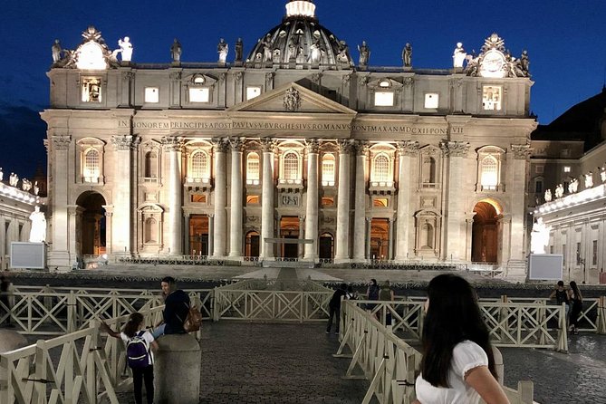 Angels & Demons Rome Scavenger Hunt: The Illuminati Escape Game - St. Peter’s Square, the obelisk, and the basilica