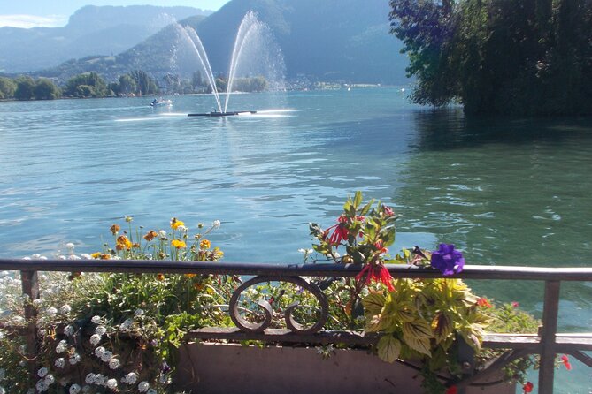 Annecy Scavenger Hunt and Highlights Self Guided Audio Tour - Price, timing, and practical value