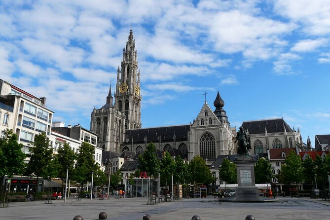 Antwerp Scavenger Hunt and Highlights Self Guided Audio Tour - Starting at Antwerpen-Centraal with a phone in hand