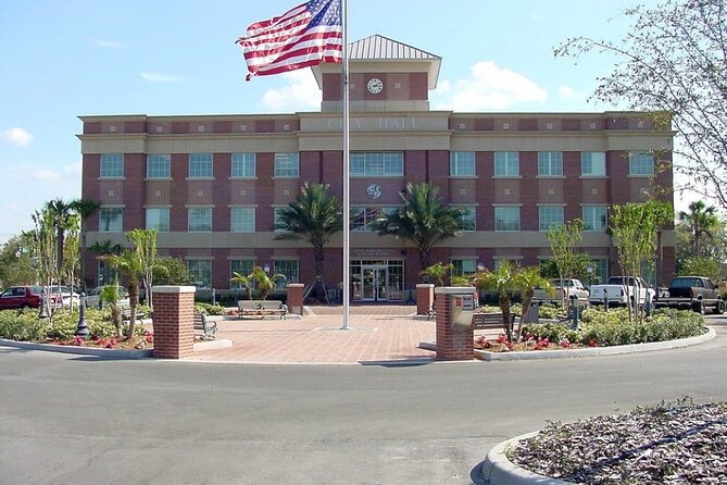 Astonishing Scavenger Hunt: The Strawberry Capital - Key Points Before You Book