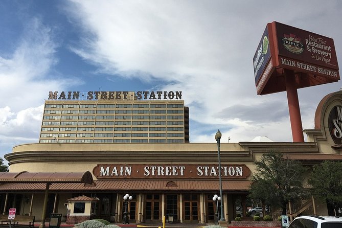 Astonishing Scavenger Hunt: The True Gems of Vegas - Why this downtown hunt works better than another casino stop