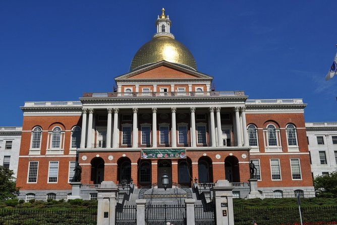 Astounding Scavenger Hunt: Boston The Story of America - Old South Meeting House and the Boston Tea Party