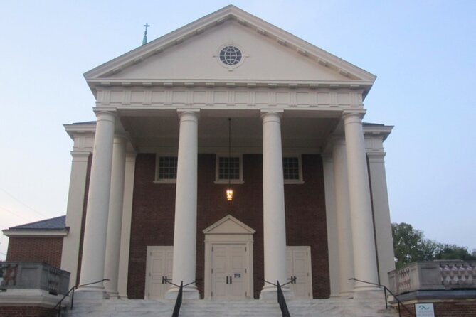 Astounding Scavenger Hunt: Centuries of Charlottesville - Timing, walking, and practical comfort