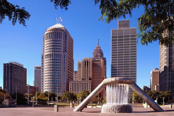 Astounding Scavenger Hunt: Detroit Roll Through Motor City - Key points before you book