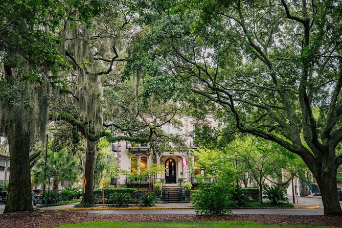 Astounding Scavenger Hunt: Historic Savannah Adventure - Historic Savannah Theatre and the city’s cultural life