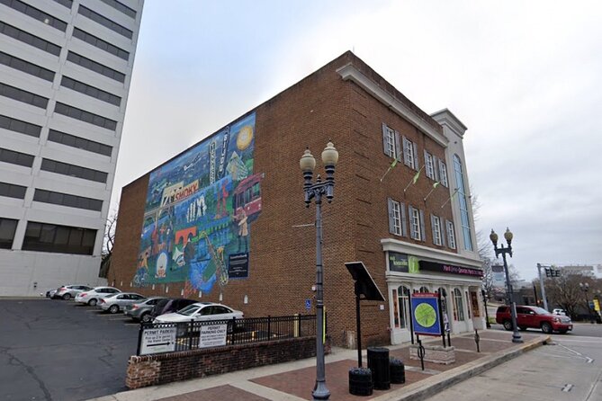 Astounding Scavenger Hunt: Knoxville's Perfect Blend - The game features that make the walk worthwhile