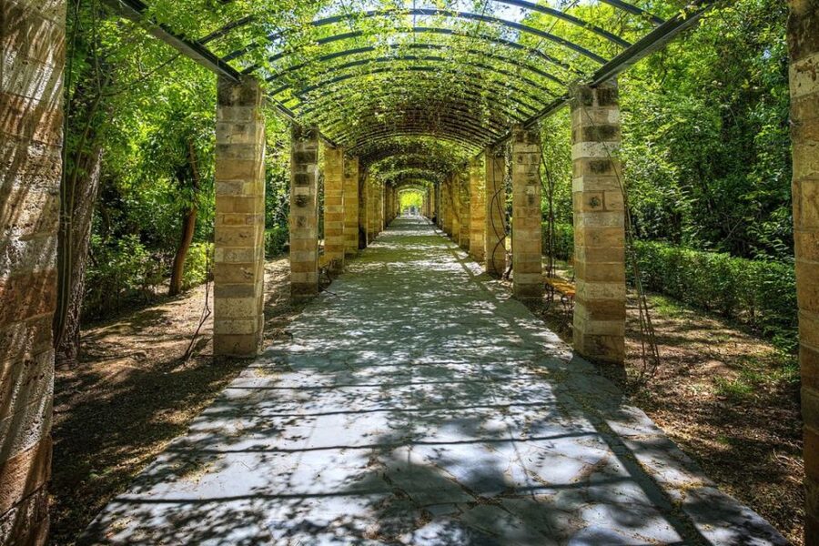 Athens Escape City Game "The Journey Through Time" - Queen Amalia and the National Garden