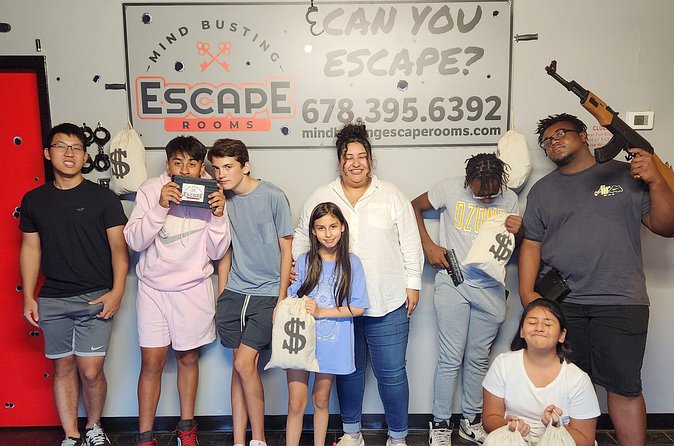 Atlanta: Isolation Escape Room - The premise: escape from two pods in 60 minutes