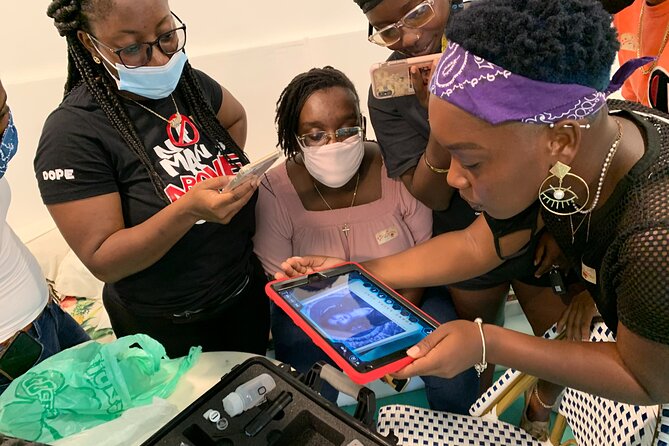 Augmented Reality Secret Agent Treasure Hunt in St Thomas - Who should book this adventure