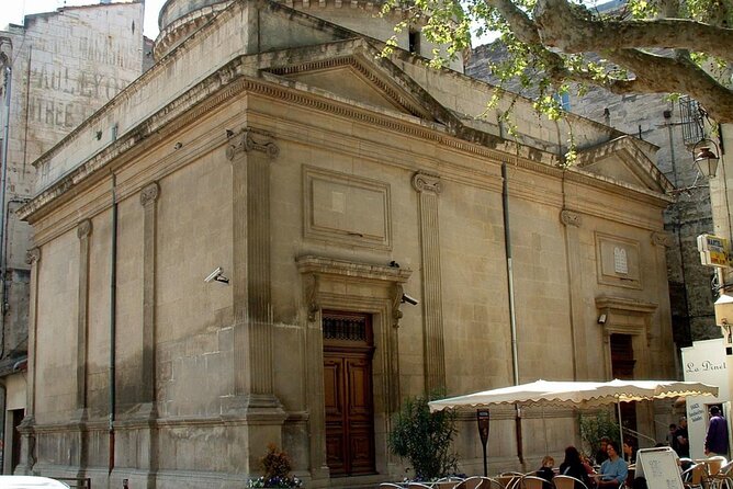 Avignon Scavenger Hunt and Sights Self-Guided Tour - Why the private format matters