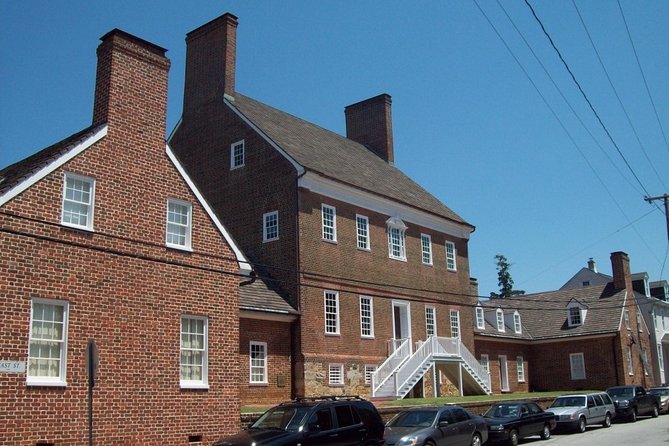 Awesome Scavenger Hunt: Annapolis Red Bricks & Blue Views - The Kunta Kinte-Alex Haley Memorial