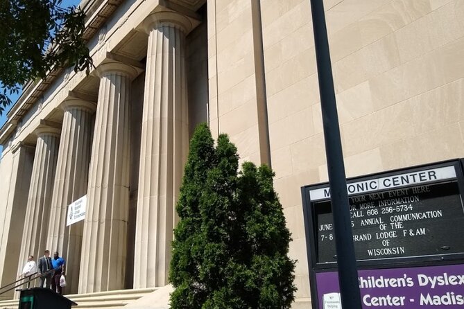 Awesome Scavenger Hunt: Artistic and Musical Madison - Why this Madison hunt works well for curious groups