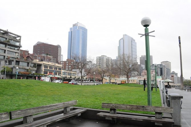 Awesome Scavenger Hunt: Seattle By The Sound - Seattle Public Library, City Centre, and the convention center