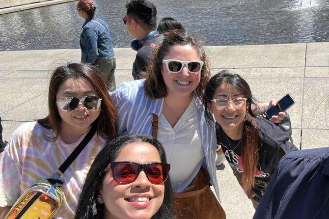 Awesome Scavenger Hunt: The West’s Glorious Gateway - Heartland of America Park and the Joslyn Art Museum