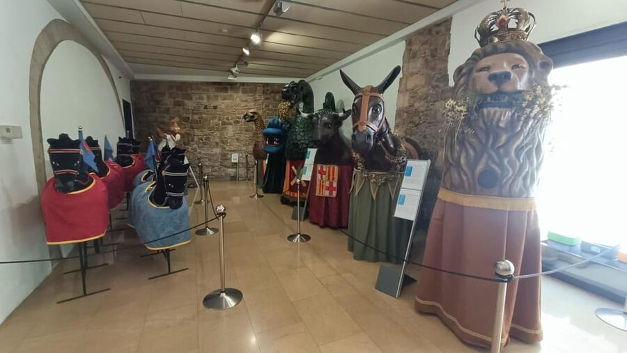 Barcelona private Family-Friendly Cultural & Food Tour - El Born and the city’s local traditions