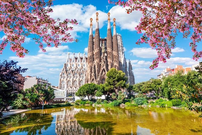 Barcelona Scavenger Hunt and Sights Self-Guided Tour - Why This Barcelona Game Works