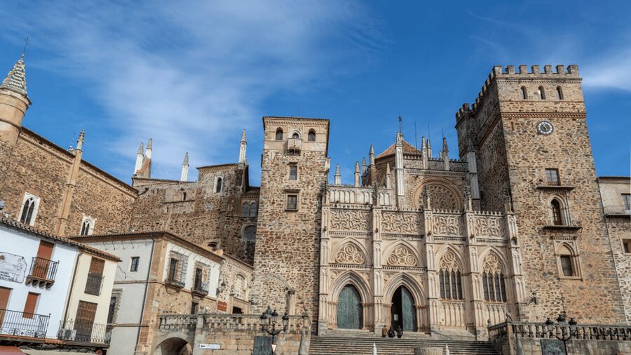 Barcelona: The Search for the Snake Stone City Treasure Hunt - Practical advice for making the game work