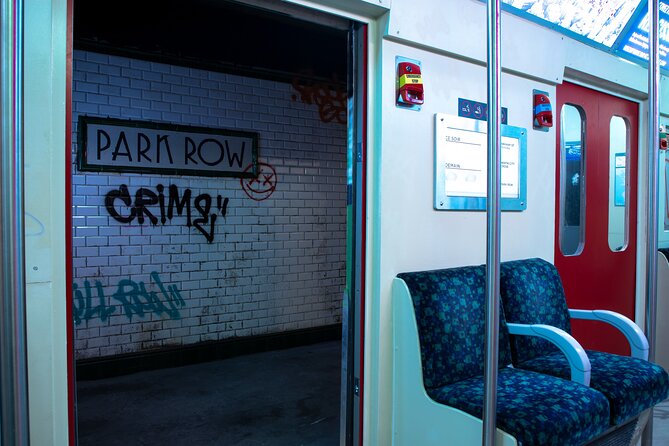 Batman Escape Game in Paris : Welcome to Gotham City ! - The first minutes: from Paris to Gotham