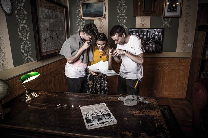 Be a movie star! Film Tour, Escape room, in Budapest and Etyek - Korda Filmpark: Where You Get to Make the Movie