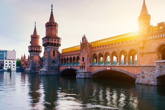 Berlin Highlights Self guided scavenger hunt and Walking Tour - Why this Berlin walk feels different