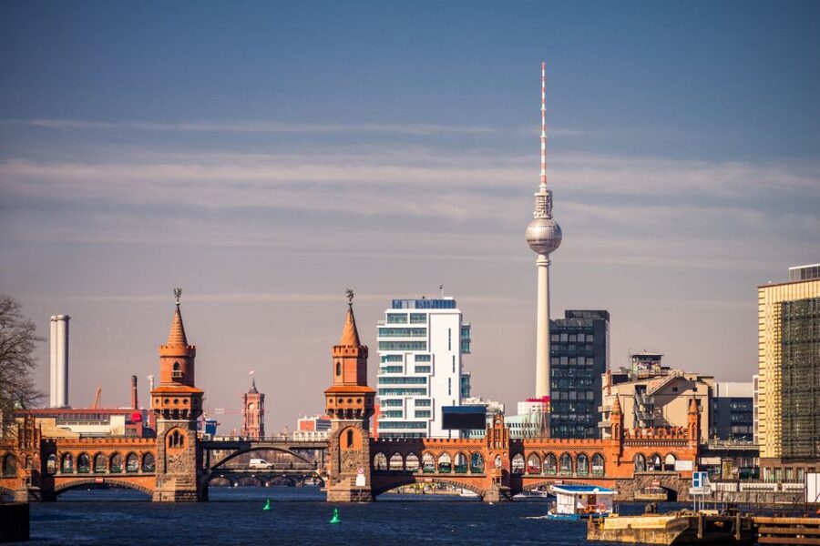 Berlin Kreuzberg: Scavenger Hunt Self-Guided Tour - Tempodrom adds a sharp change of mood