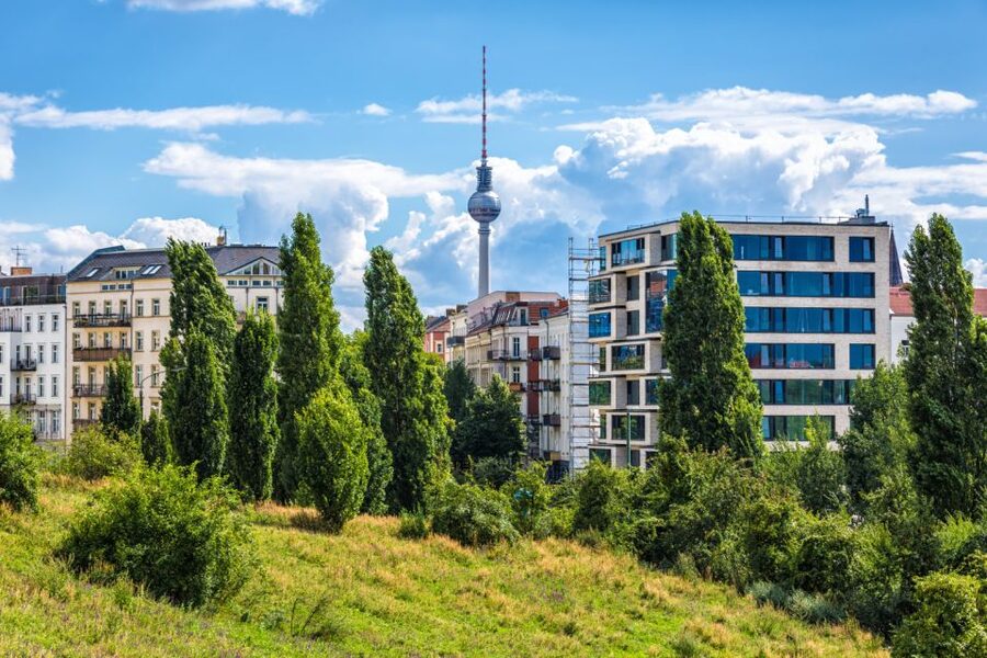 Berlin Prenzlauer Berg: Scavenger Hunt Self-Guided Tour - The real value of $52 for up to 10 people