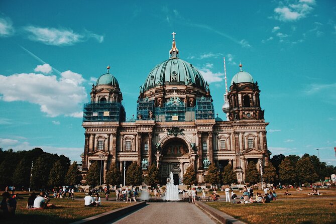 Berlin Scavenger Hunt and Highlights Self-Guided Tour - Starting at Alexanderplatz with your phone in hand