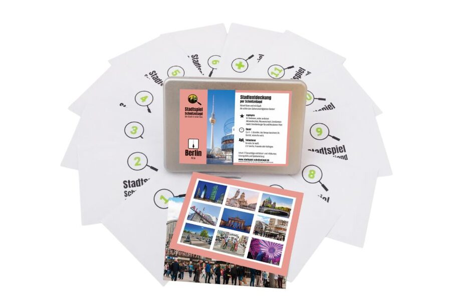 Berlin: Scavenger Hunt Self-Guided Tour - Pariser Platz, the Brandenburg Gate, and the Holocaust Memorial