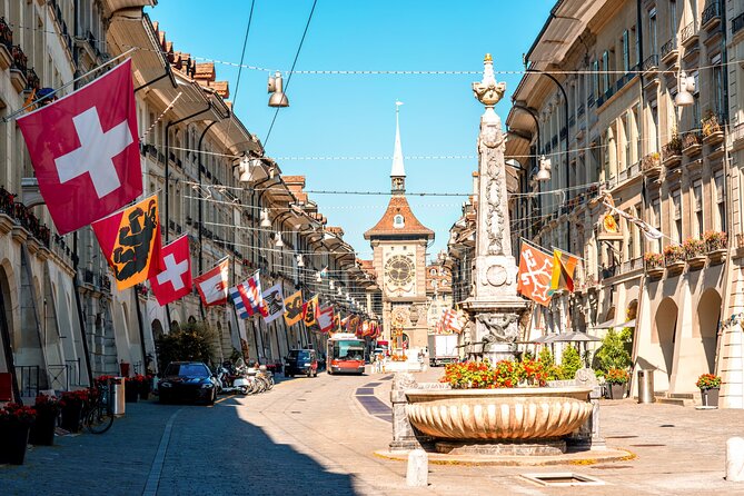 Bern Scavenger Hunt and Highlights Self Guided Audio Tour - The Einstein Museum area and the Bernisches Historisches Museum