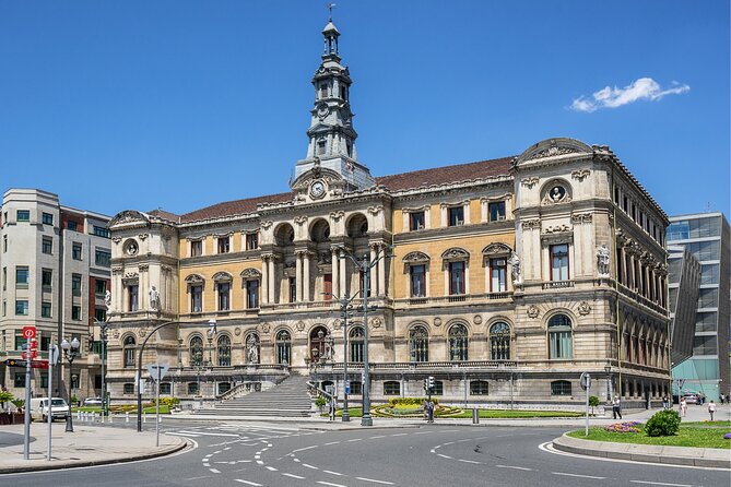 Bilbao Scavenger Hunt and Highlights Self Guided Audio Tour - How the Bilbao App Tour Works