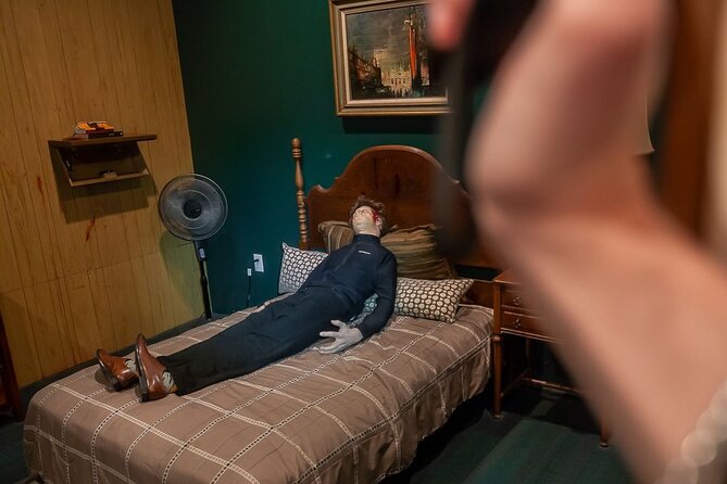 Blackout Motel Escape Room Experience in Avondale - What the Blackout Motel challenge involves