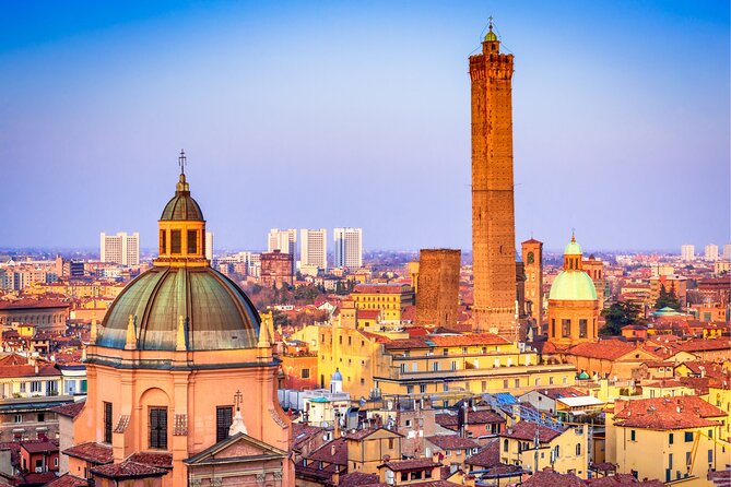 Bologna Scavenger Hunt and Highlights Self Guided Audio Tour - Biblioteca Universitaria di Bologna