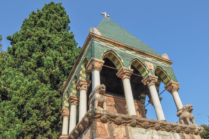 Bologna Secrets Quest: Self-Guided Hidden Gems Adventure - Piazza Galvani and Bologna’s academic center