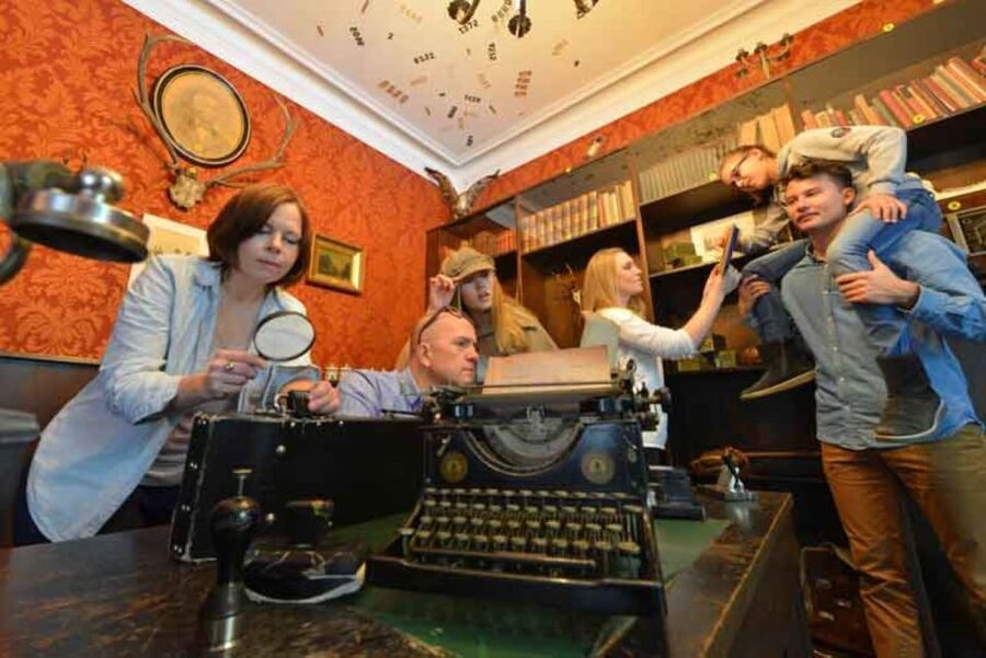 Bonn: Escape Room Games - The value of $42 per person