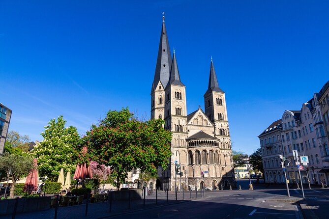 Bonn Scavenger Hunt and Highlights Self-Guided Tour - Language options and phone requirements