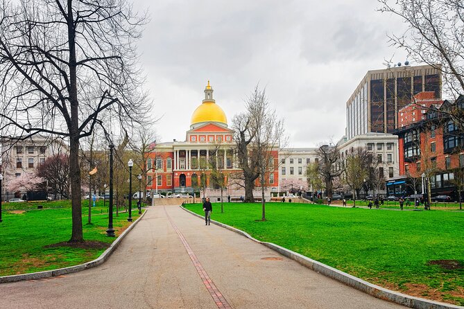 Boston Record Breakers: Self-Guided Scavenger Hunt - What this $5.99 Boston game really offers