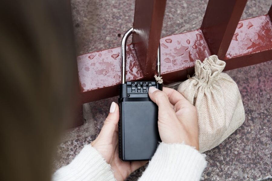 Bremen: Outdoor Escape Game in the Old Town - How the iPad shapes the two-hour mission