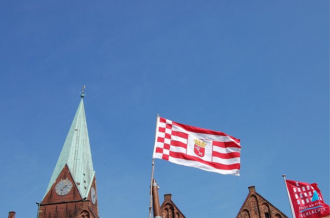 Bremen Scavenger Hunt and Highlights Self Guided Audio Tour - Wallanlagen Park offers a change of pace
