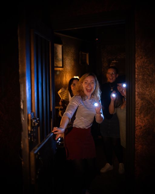 Brighton: The Prince's Panic Murder Mystery Experience - Starting at The World’s End Pub in Brighton
